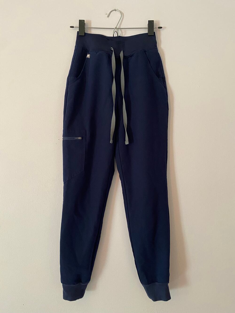 FIGS Navy Blue Zamora Jogger Scrub Pants Uniform Nurse Women's size XXS Petite